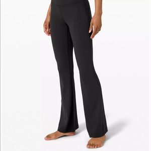 Lululemon Flare leggings / wide leg